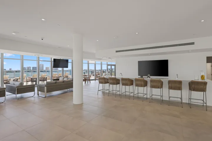 220 Lake Shore Drive - 64.JPG-FULL