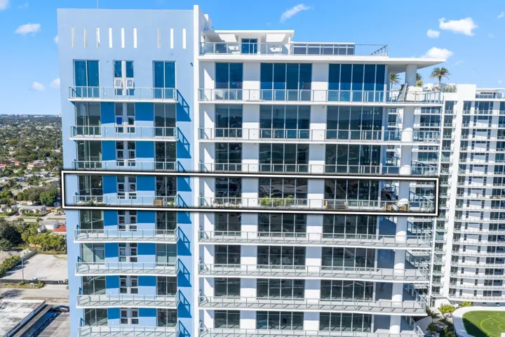 220 Lake Shore Drive - 95.JPG-SMALL