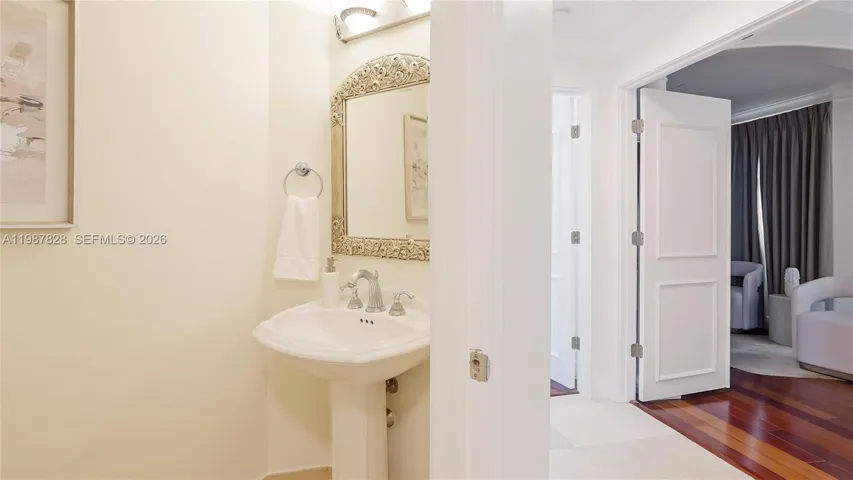 powder room