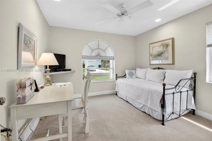 2nd bedroom