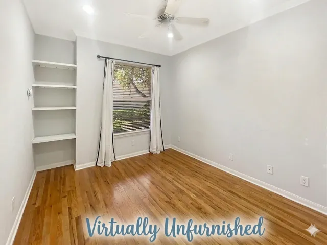 This photo has been virtually staged with AI and does not represent what the room actually is now