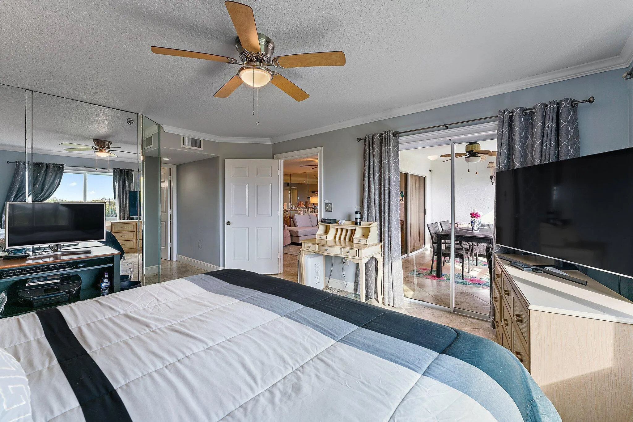 020-275PalmAveC402-Jupiter-FL-SMALL