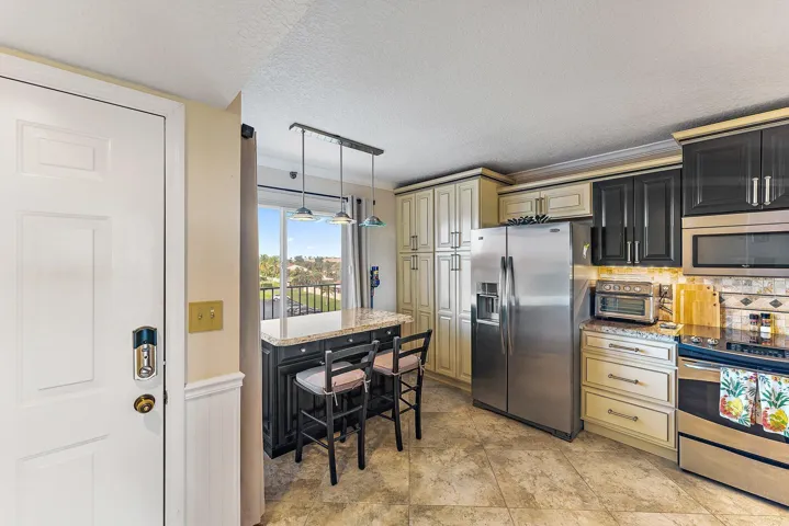 001-275PalmAveC402-Jupiter-FL-SMALL