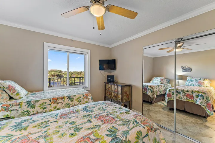 028-275PalmAveC402-Jupiter-FL-SMALL
