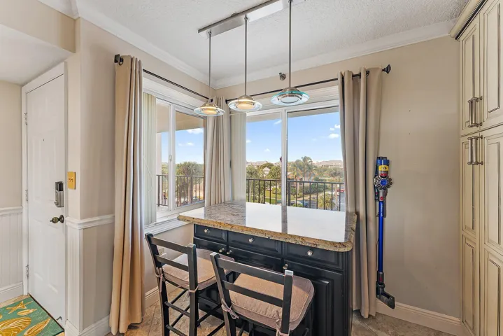 002-275PalmAveC402-Jupiter-FL-SMALL