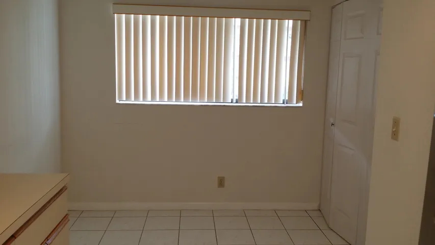 20150921171926752520000000-o