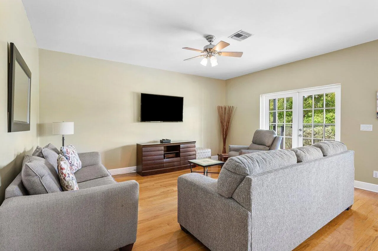 020-11842IslandLakesLane-BocaRaton-FL-33