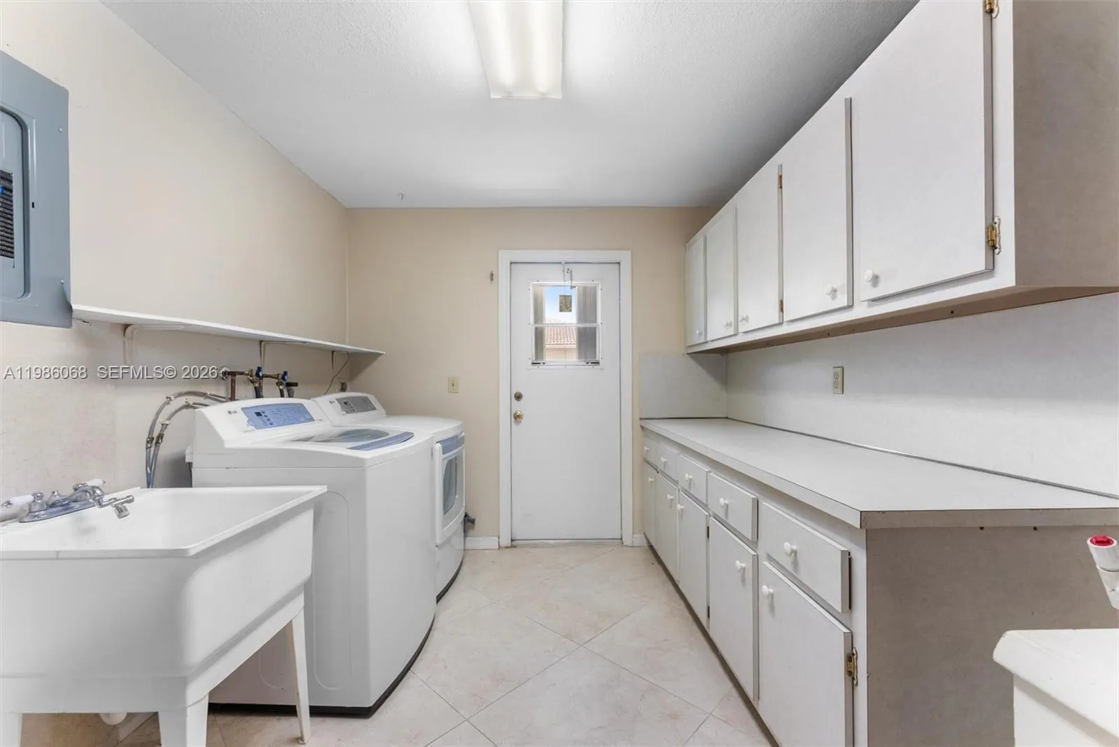 Property photo 34