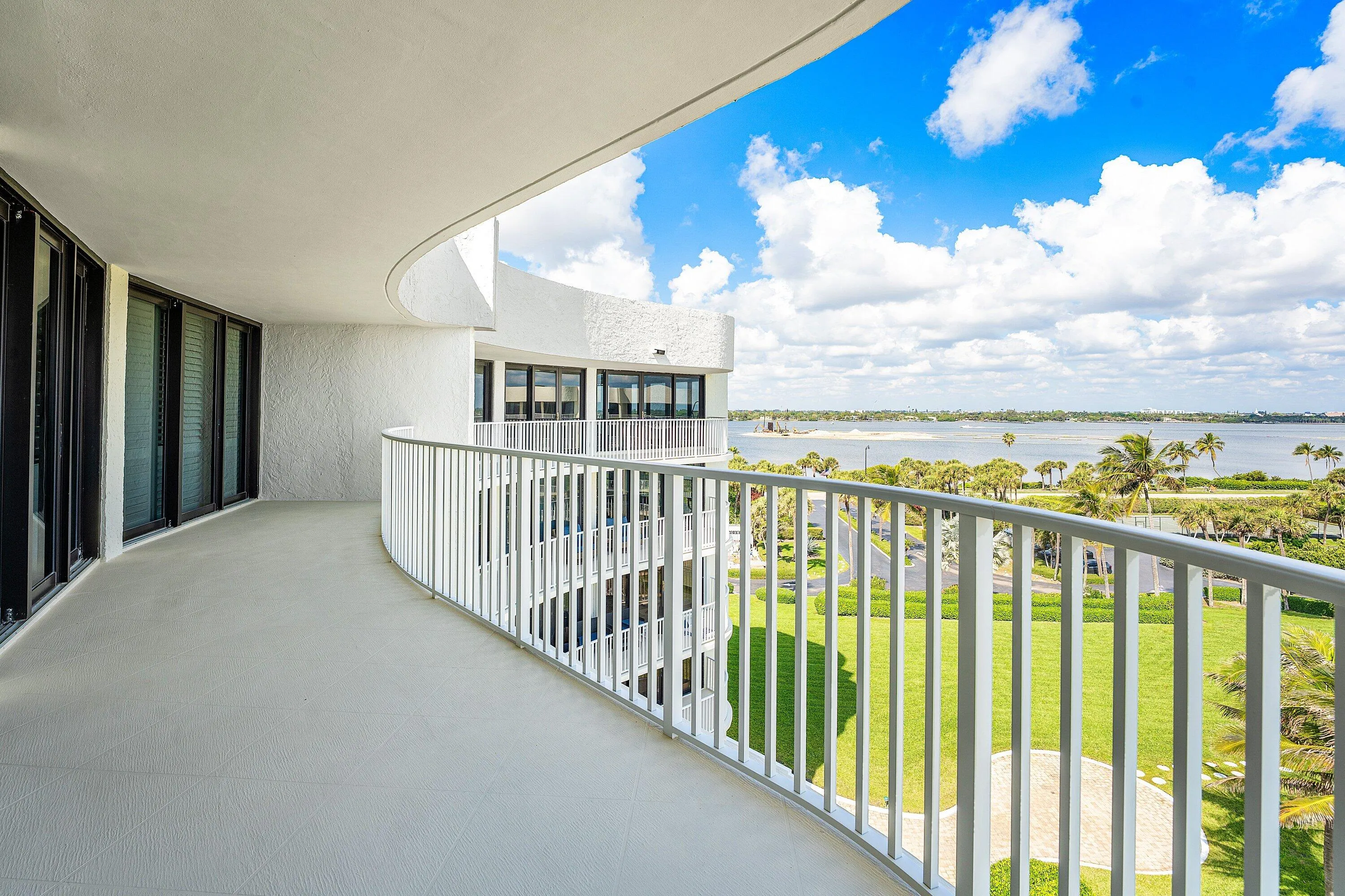 031-3360SouthOceanBoulevard-6C-PalmBeach