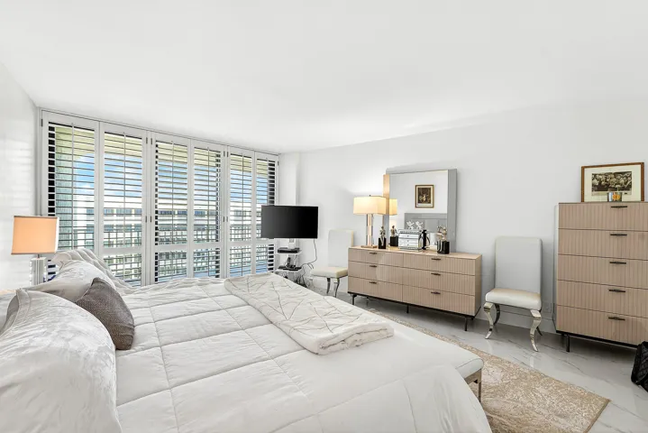020-3360SouthOceanBoulevard-6C-PalmBeach