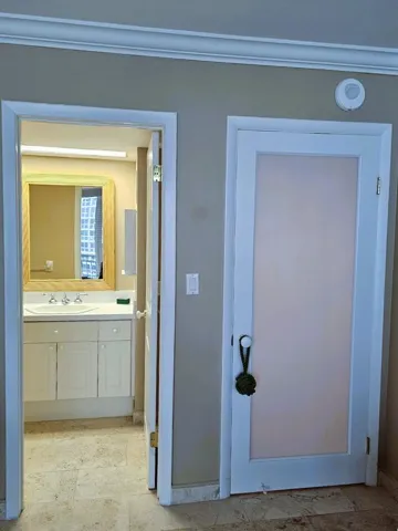 Guest Suite Bath