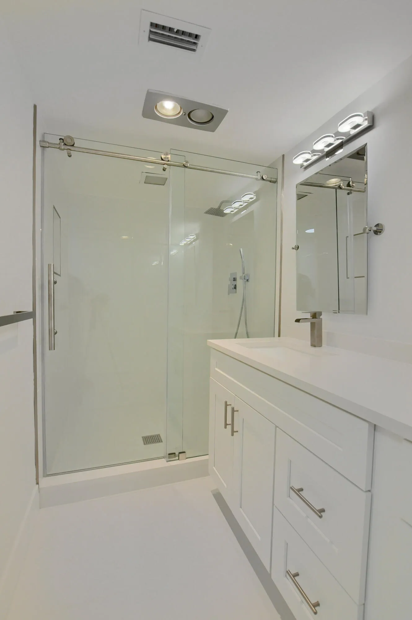 PRIMARY SUITE WALK IN SHOWER
