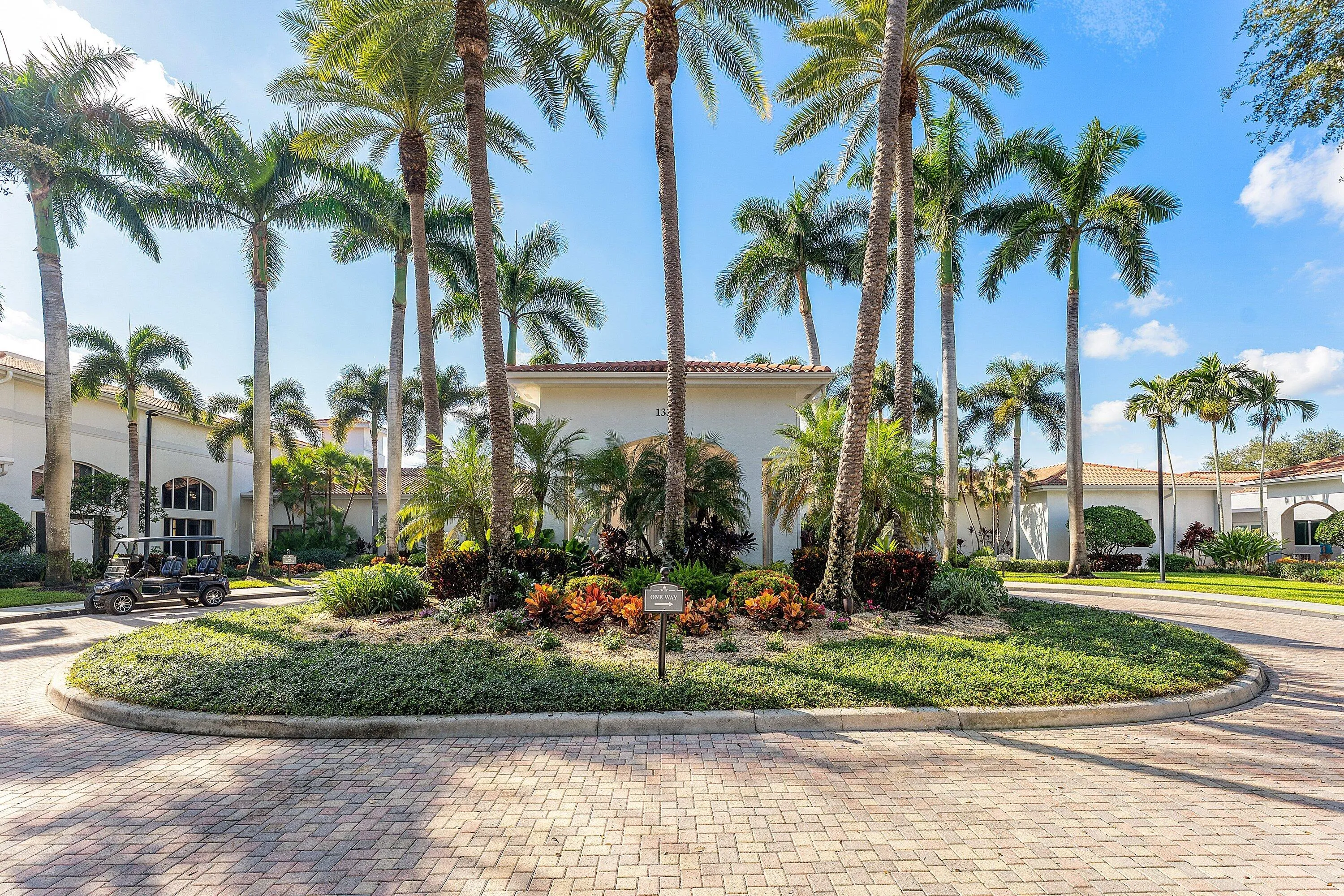 042-13587BarcelonaLakeCircle-DelrayBeach