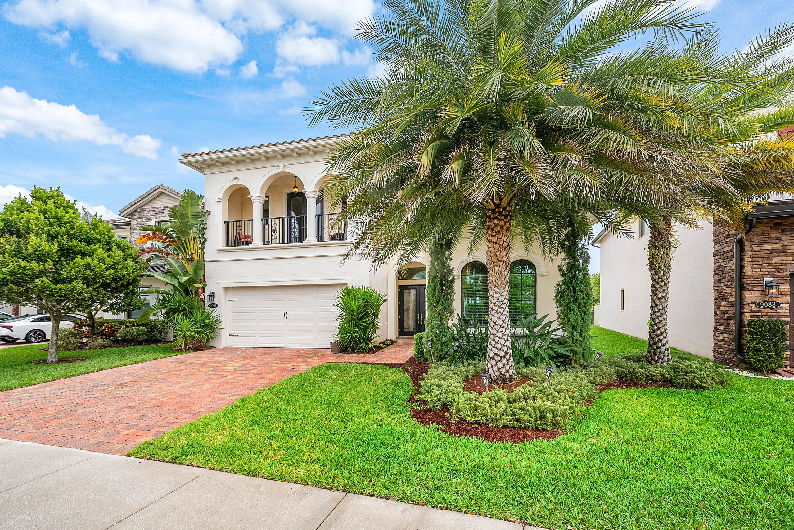 002-9091GrandPrixLane-BoyntonBeach-FL-33