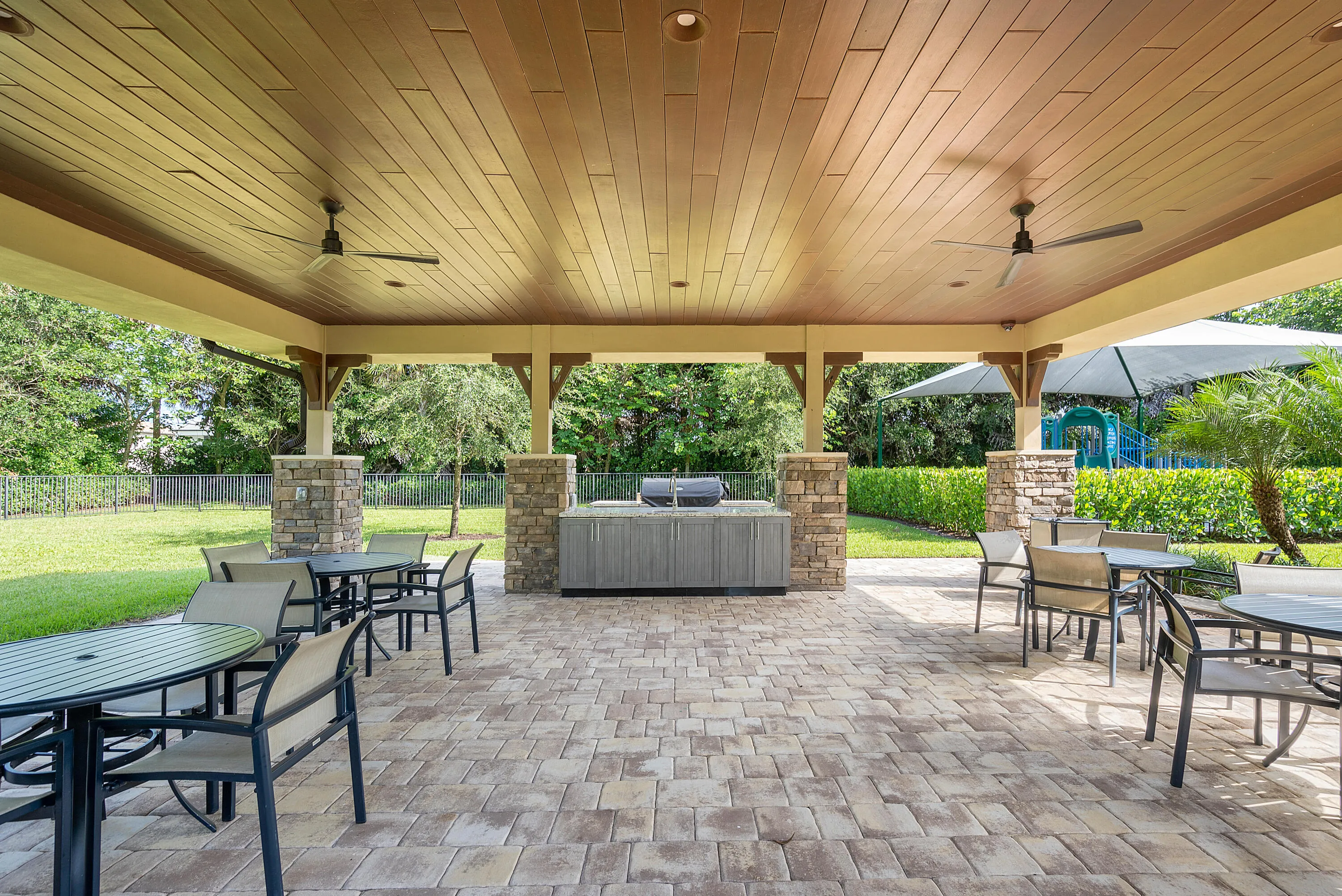 Outdoor kitchen