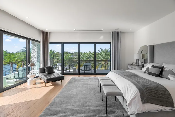 Upstairs Bedroom 1