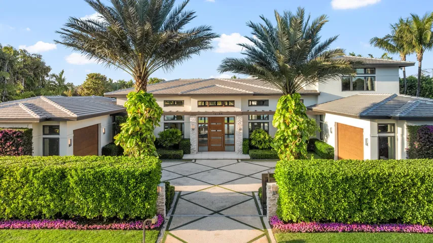 12381 Cypress Island Way-large-022-019-D