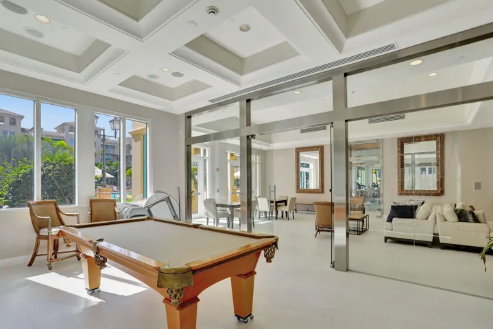 Building pool table and social room