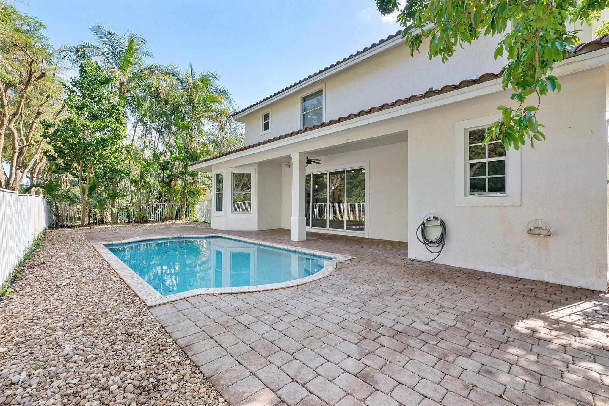 Property photo 31