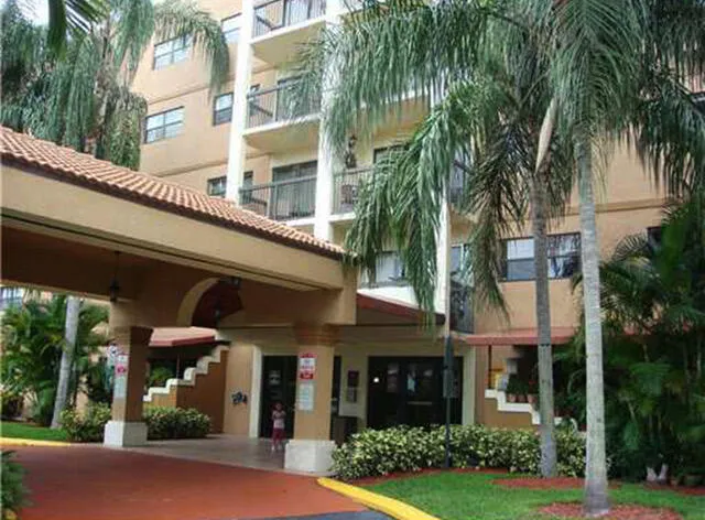 Main Entrance Drive Way