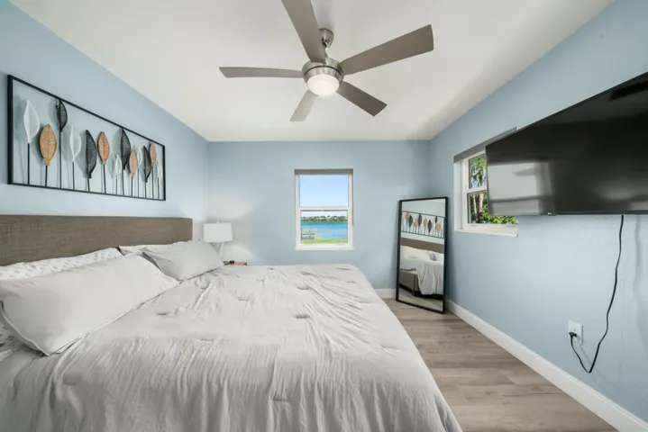 interior - second bedroom 2