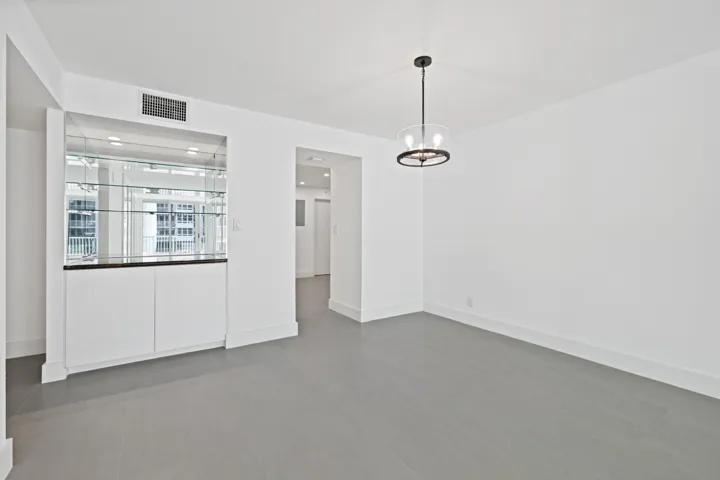 1360 s ocean blvd. #403-27