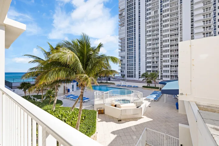 1360 s ocean blvd. #403-29