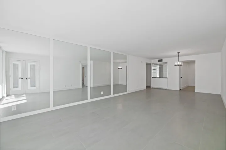 1360 s ocean blvd. #403-15