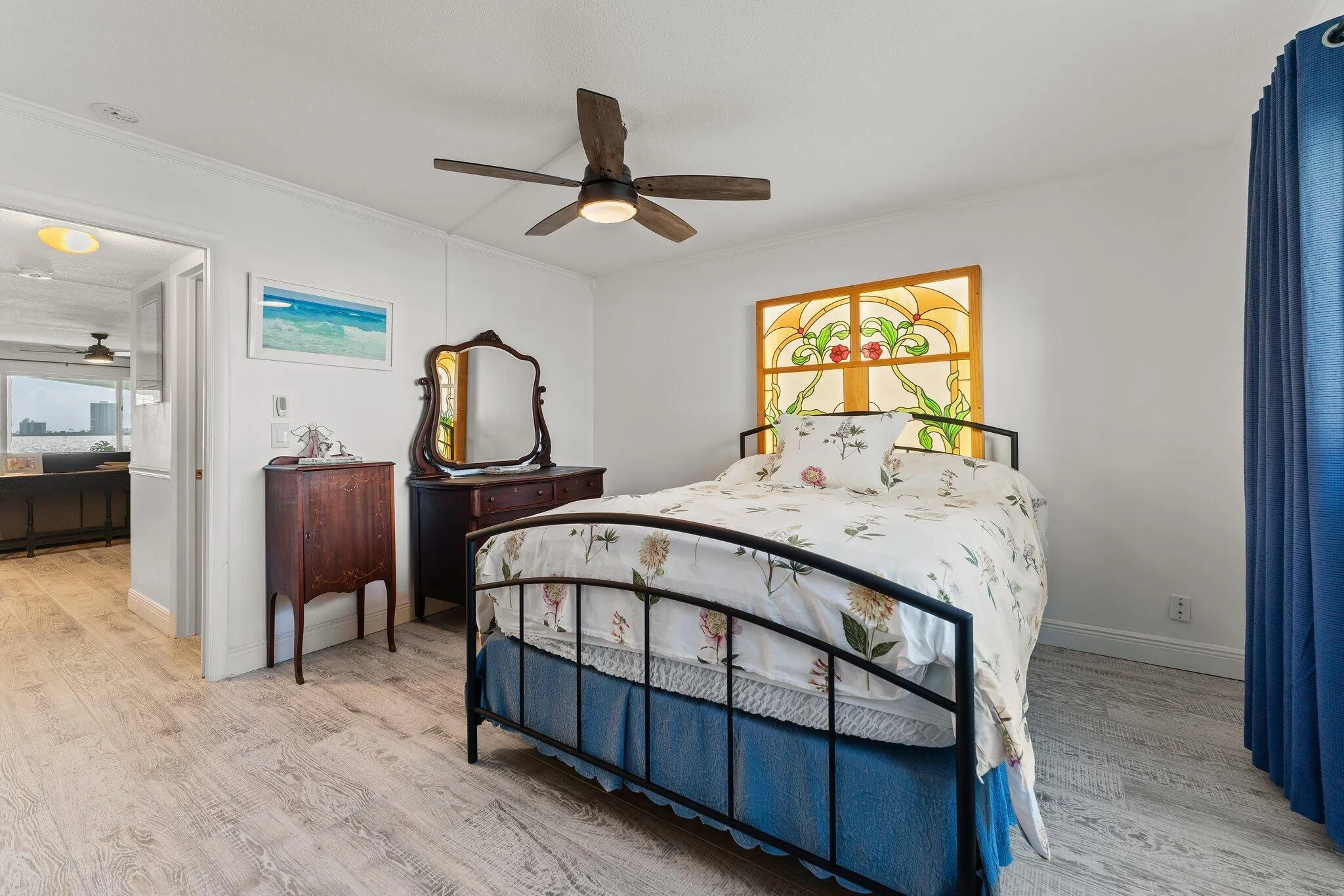 026-100ShoreCt-105-NorthPalmBeach-SMALL