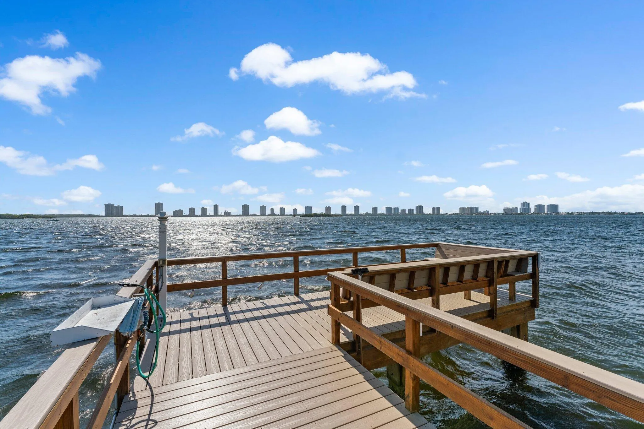 006-100ShoreCt-105-NorthPalmBeach-SMALL