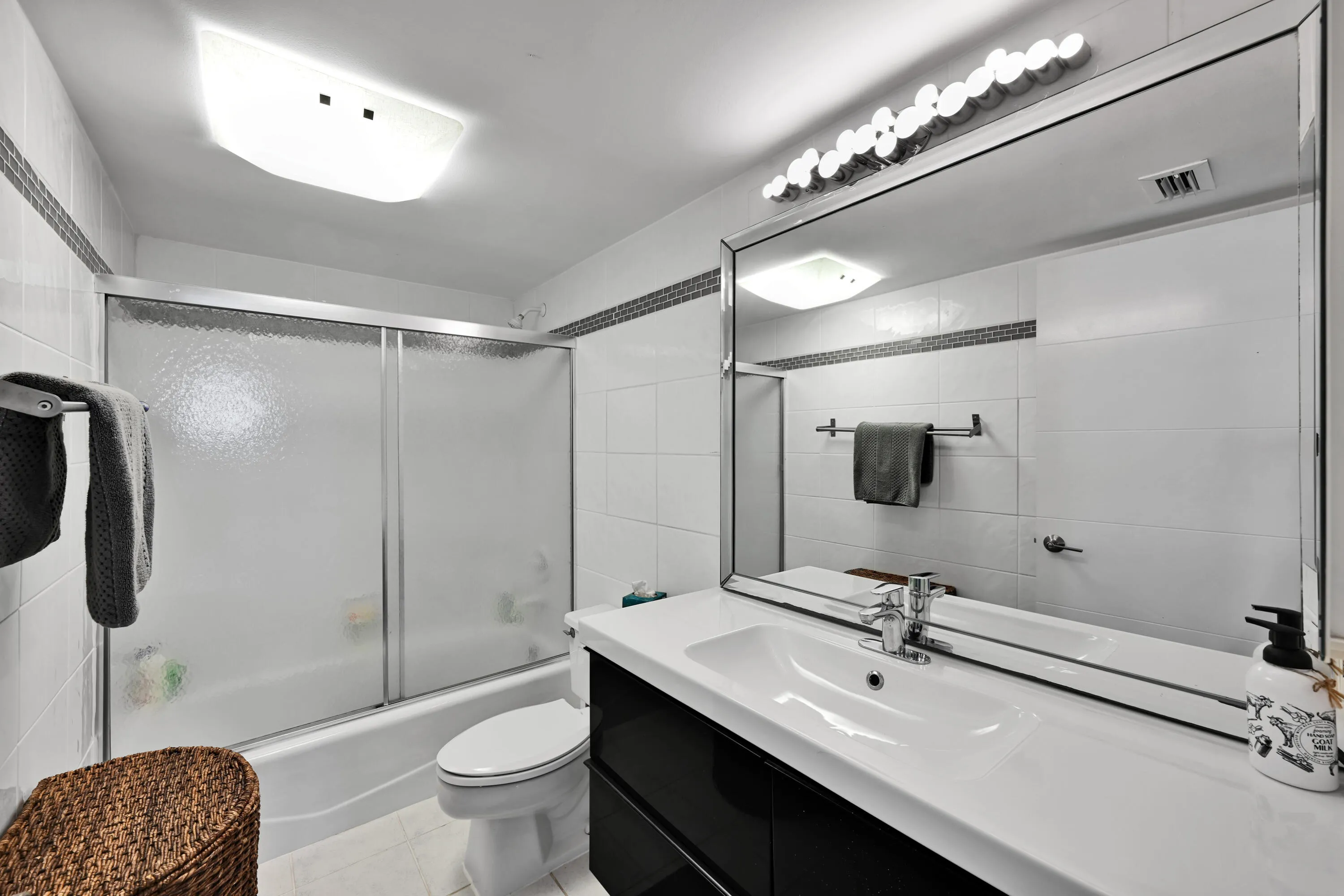 800 Jeffrey St #411 Boca Raton 00021