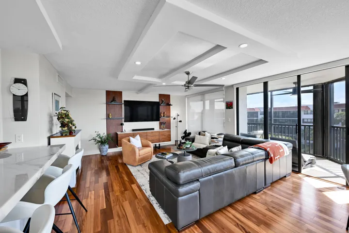 800 Jeffrey St #411 Boca Raton 00003
