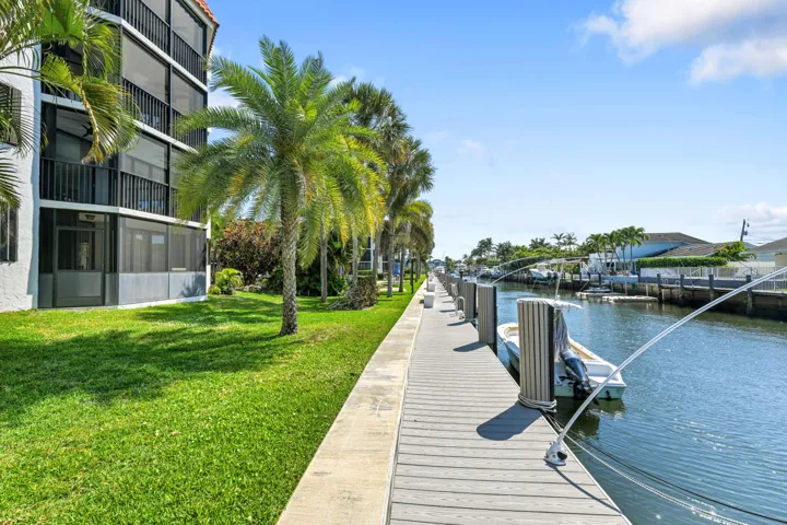 800 Jeffrey St #411 Boca Raton 00043