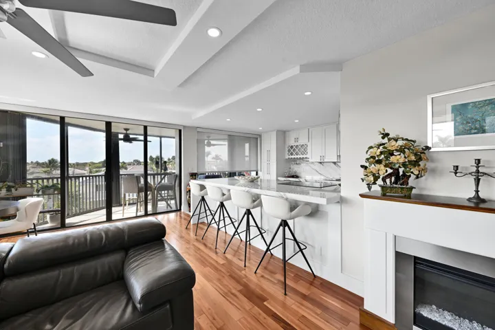 800 Jeffrey St #411 Boca Raton 00008
