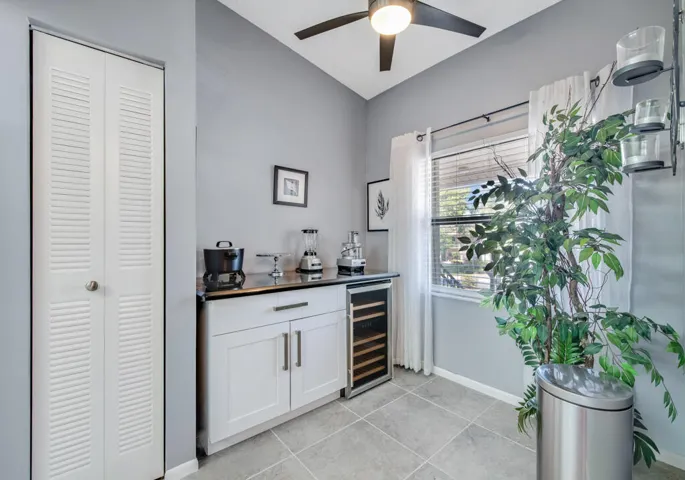 Wine fridge in Kitchen
