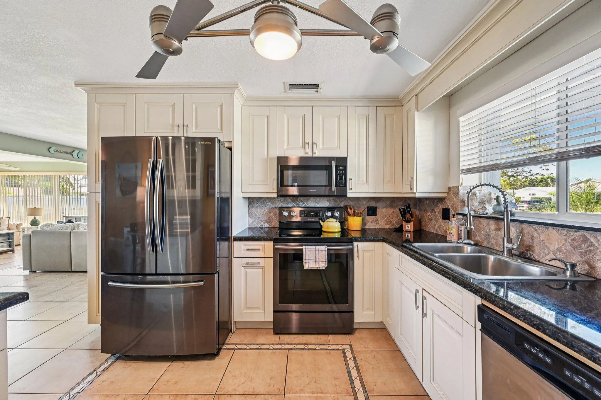 20-web-or-mls-SE 9th Ter-S2503-020