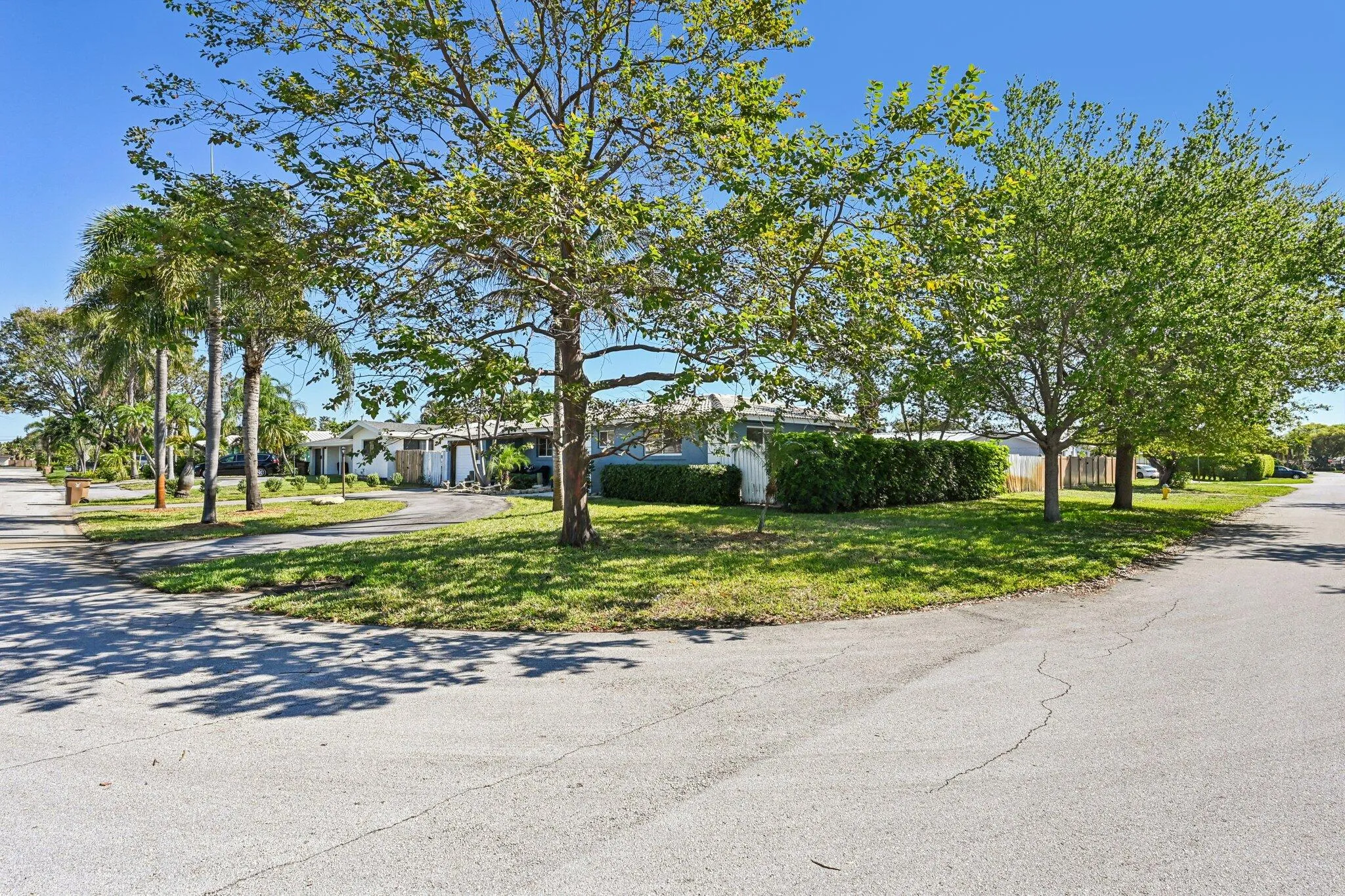 4-web-or-mls-SE 9th Ter-S2503-004