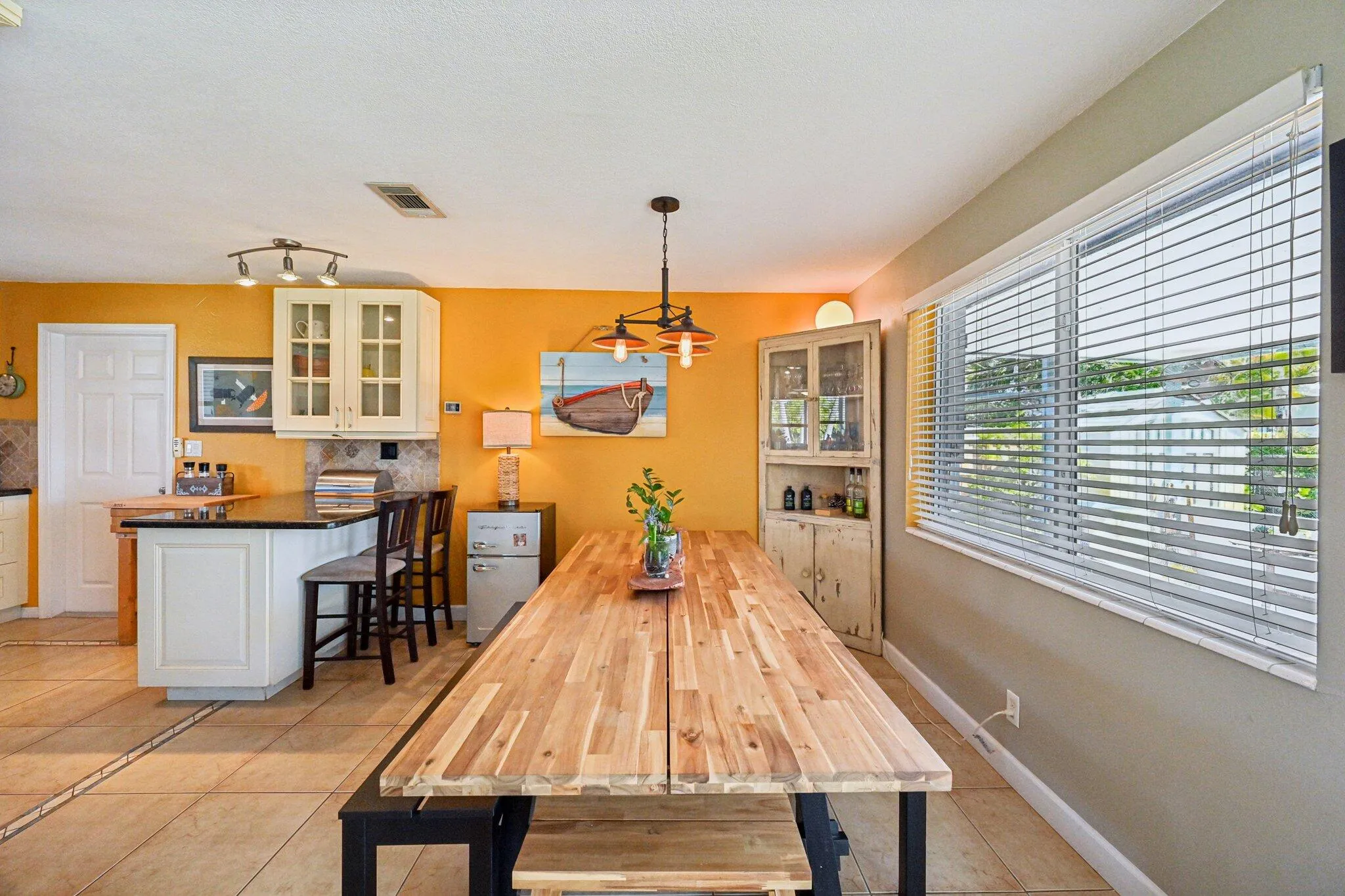 16-web-or-mls-SE 9th Ter-S2503-016