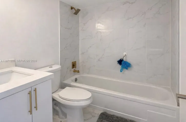 #2 Bathroom Second Floor