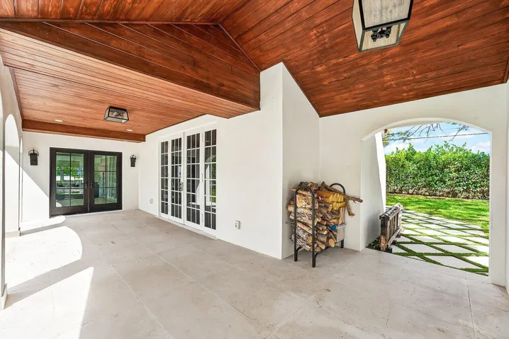 033-321Southwest1stAvenue-BoyntonBeach-F