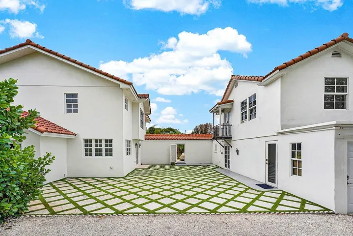 043-321Southwest1stAvenue-BoyntonBeach-F