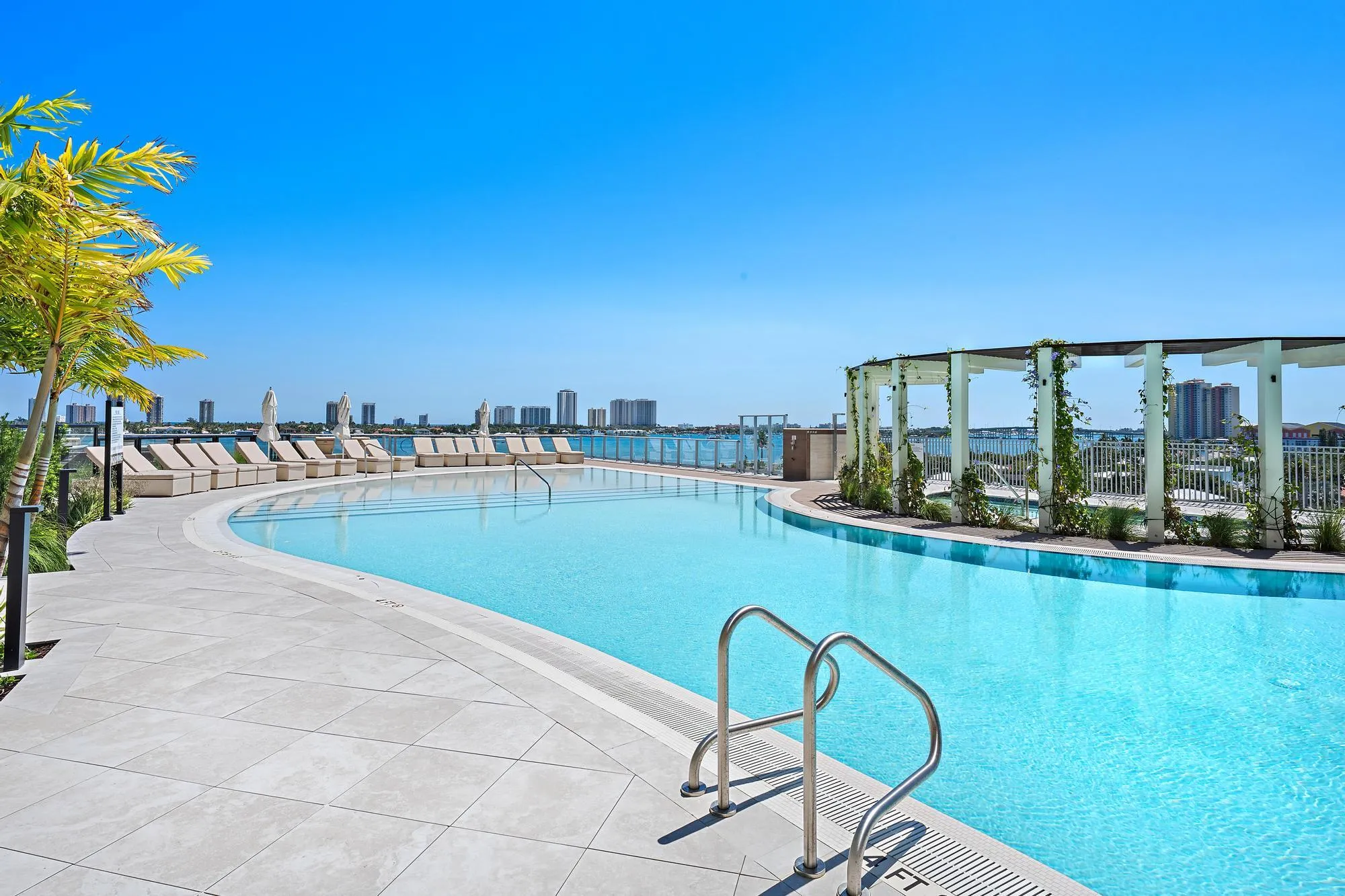 220 Lake Shore Dr unit 2212-34
