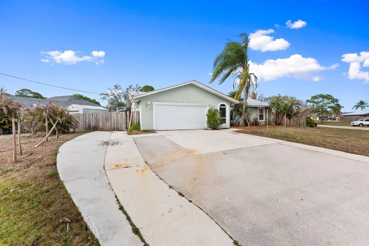 Front View - Oversized Driveway