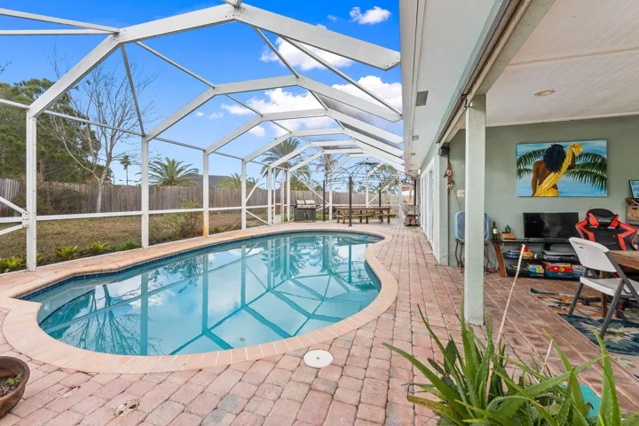 Screened Pool