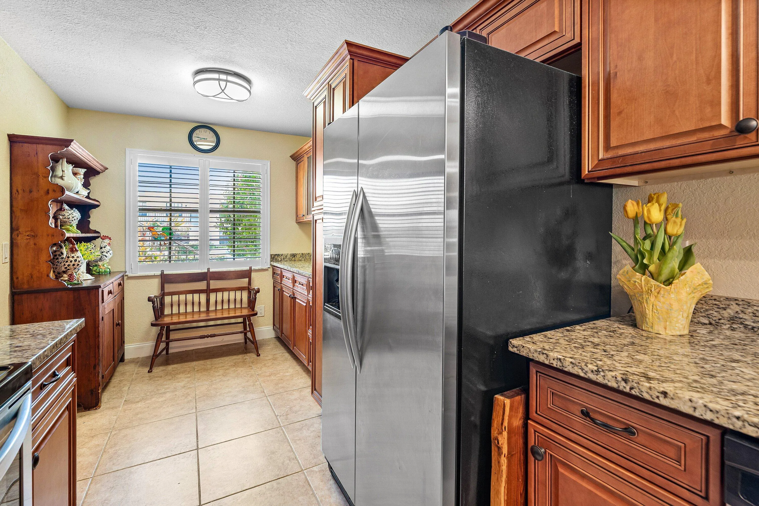 Extra Cabinets & Large Pantry!