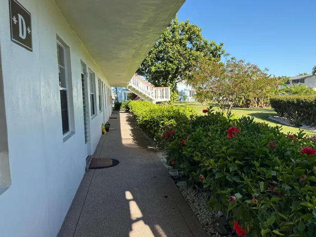 81 Camden D 1