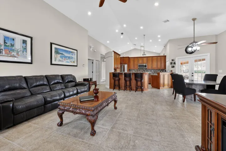 15_12301_Cabot_Ct_Boca_Raton_FL_33428_US