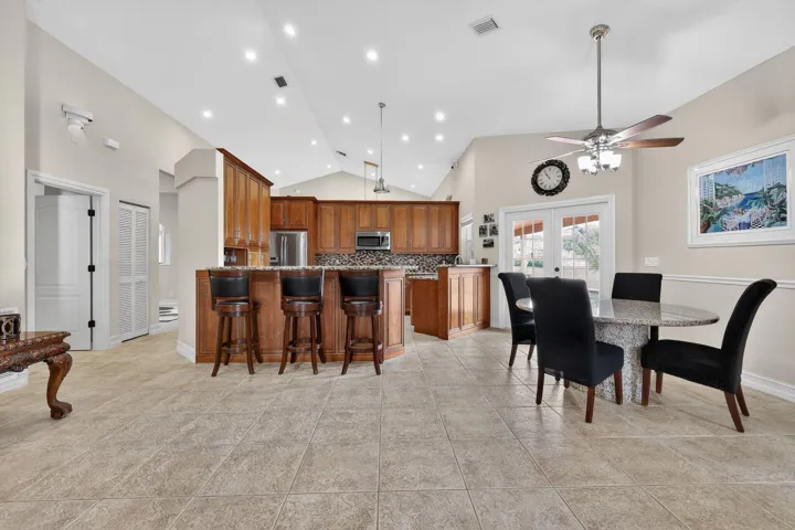 18_12301_Cabot_Ct_Boca_Raton_FL_33428_US