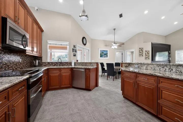 16_12301_Cabot_Ct_Boca_Raton_FL_33428_US