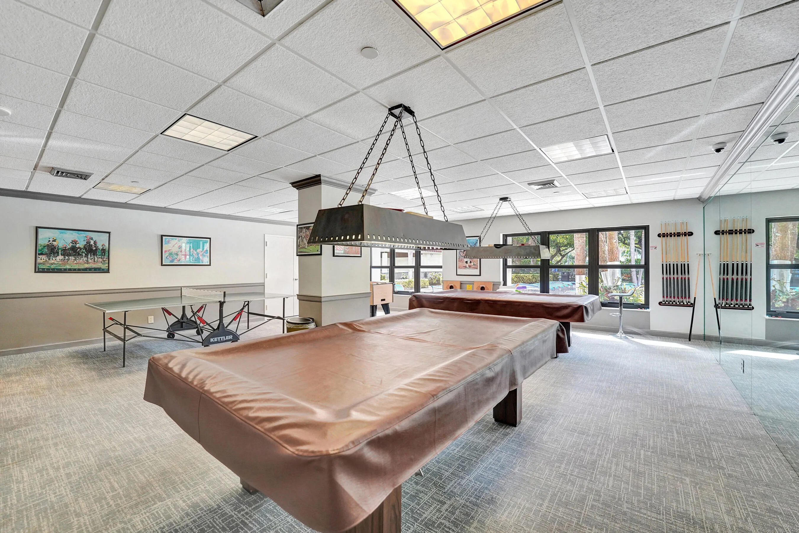 billiard room